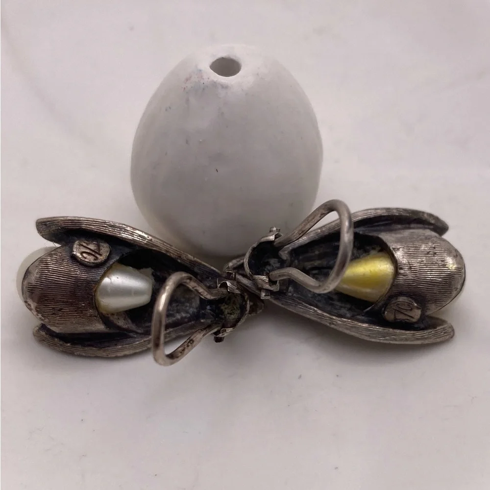 Vintage Taxco Faux Pearl Cala Lilly Sterling Clip Earrings Signed Beautiful